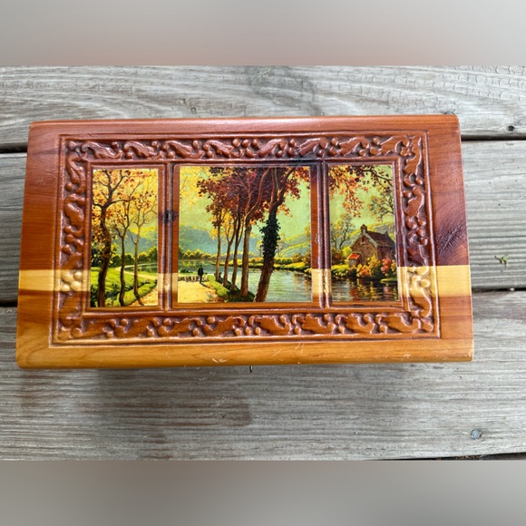 Cedar Footed Hinged Rustic‎ Primitive Tree Decoupage Box Trinket 103/4”x 61/4” - Picture 1 of 5